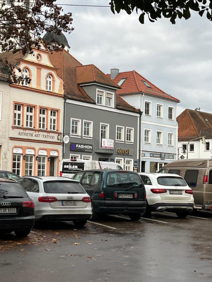 נויבורג אן דר דונאו Zimmer Zum Vermieten Direkt An Der Donau Und Am Schloss מראה חיצוני תמונה