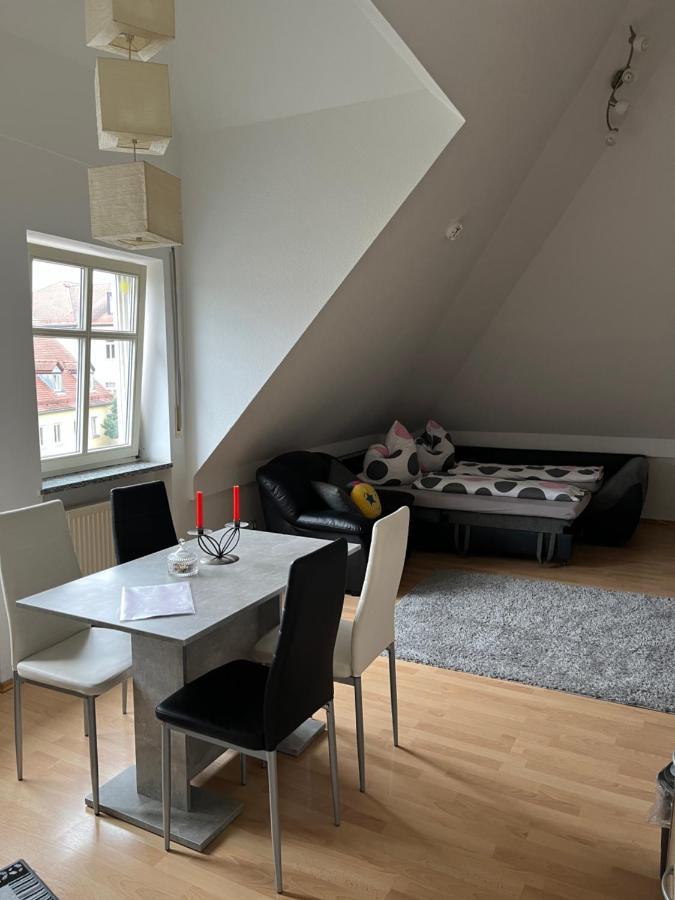 נויבורג אן דר דונאו Zimmer Zum Vermieten Direkt An Der Donau Und Am Schloss מראה חיצוני תמונה